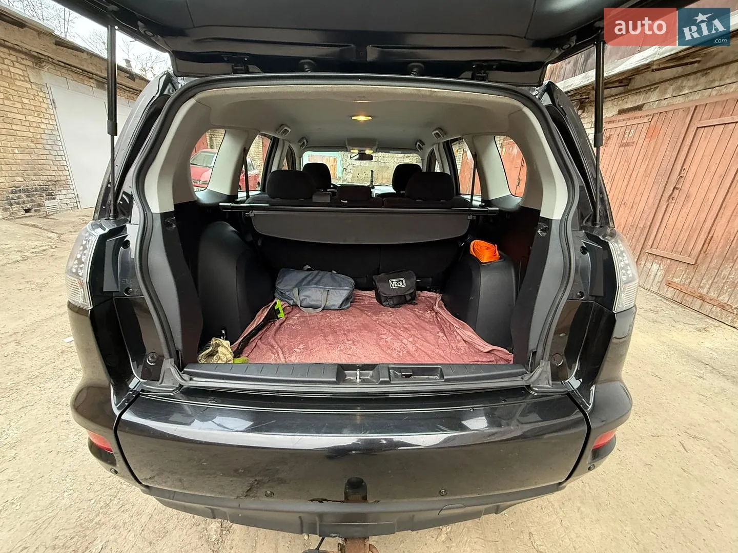 2011 Mitsubishi Outlander - мініатюра 7