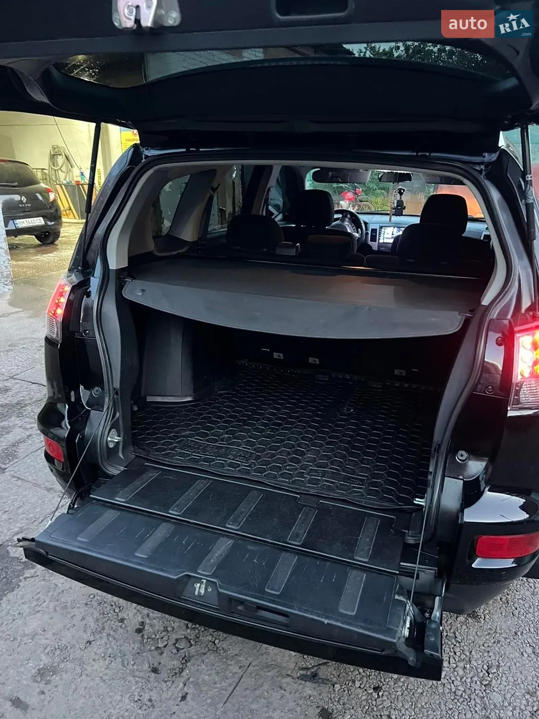 2010 Mitsubishi Outlander - мініатюра 11