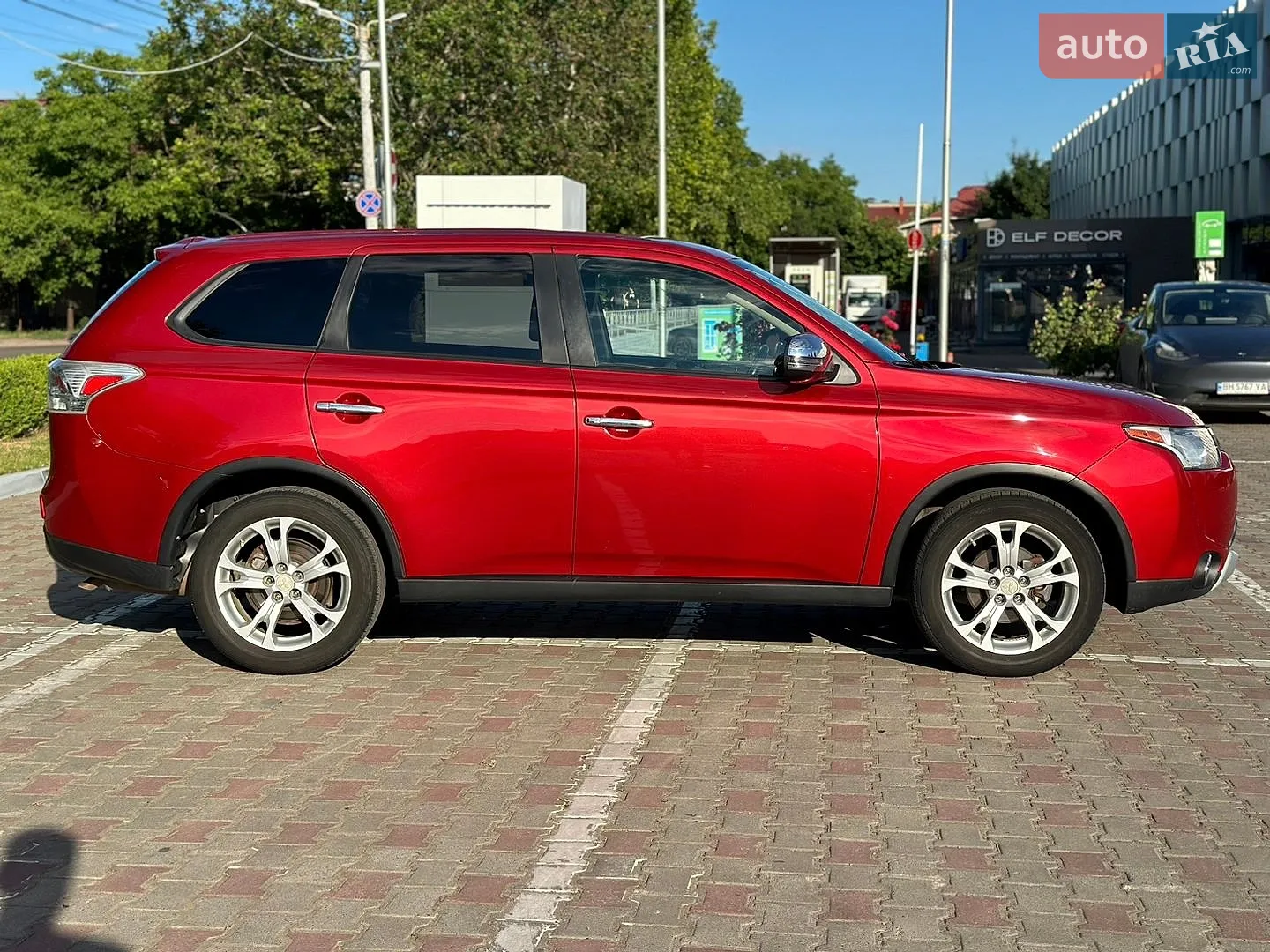 2014 Mitsubishi Outlander - мініатюра 8