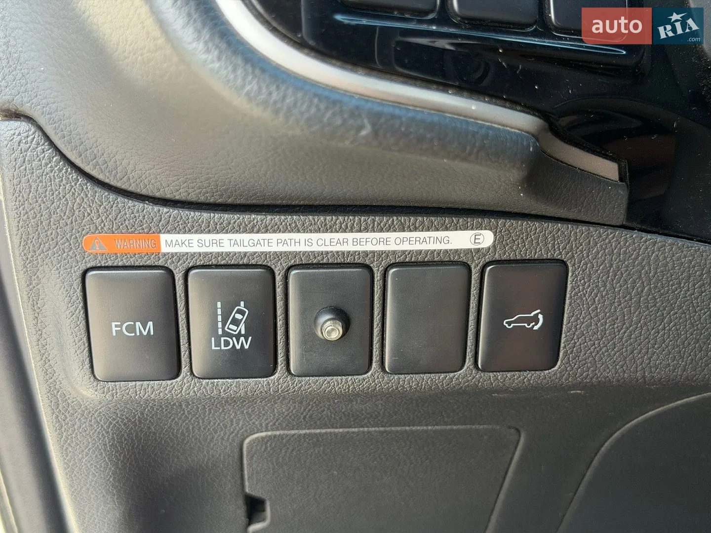 2014 Mitsubishi Outlander - мініатюра 35