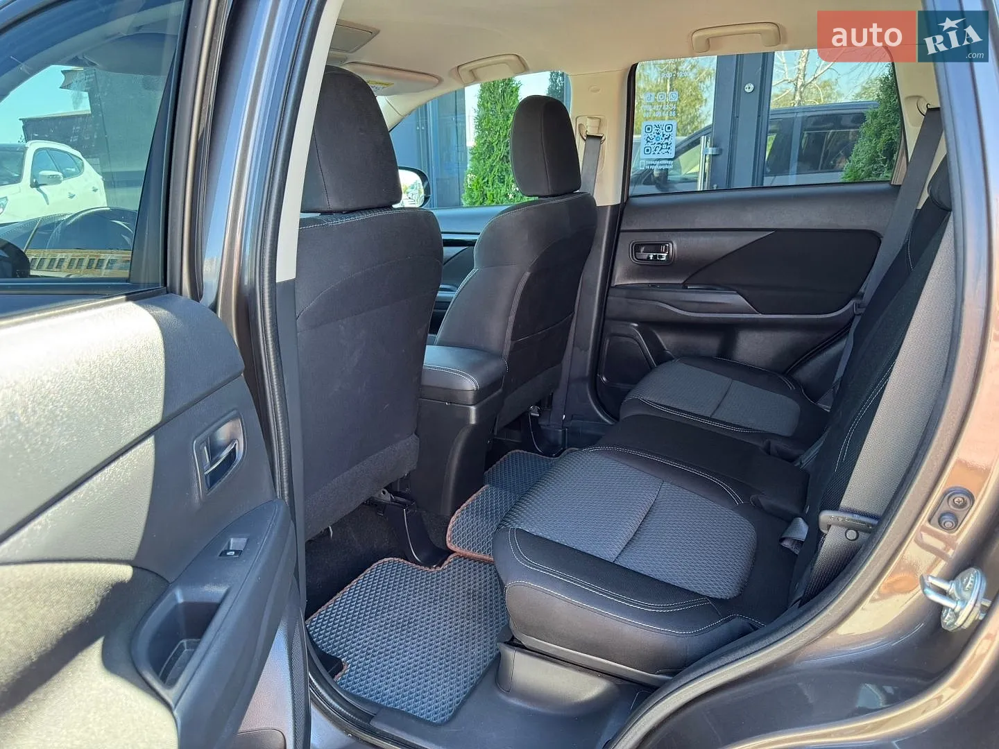 2023 Mitsubishi Outlander - мініатюра 18