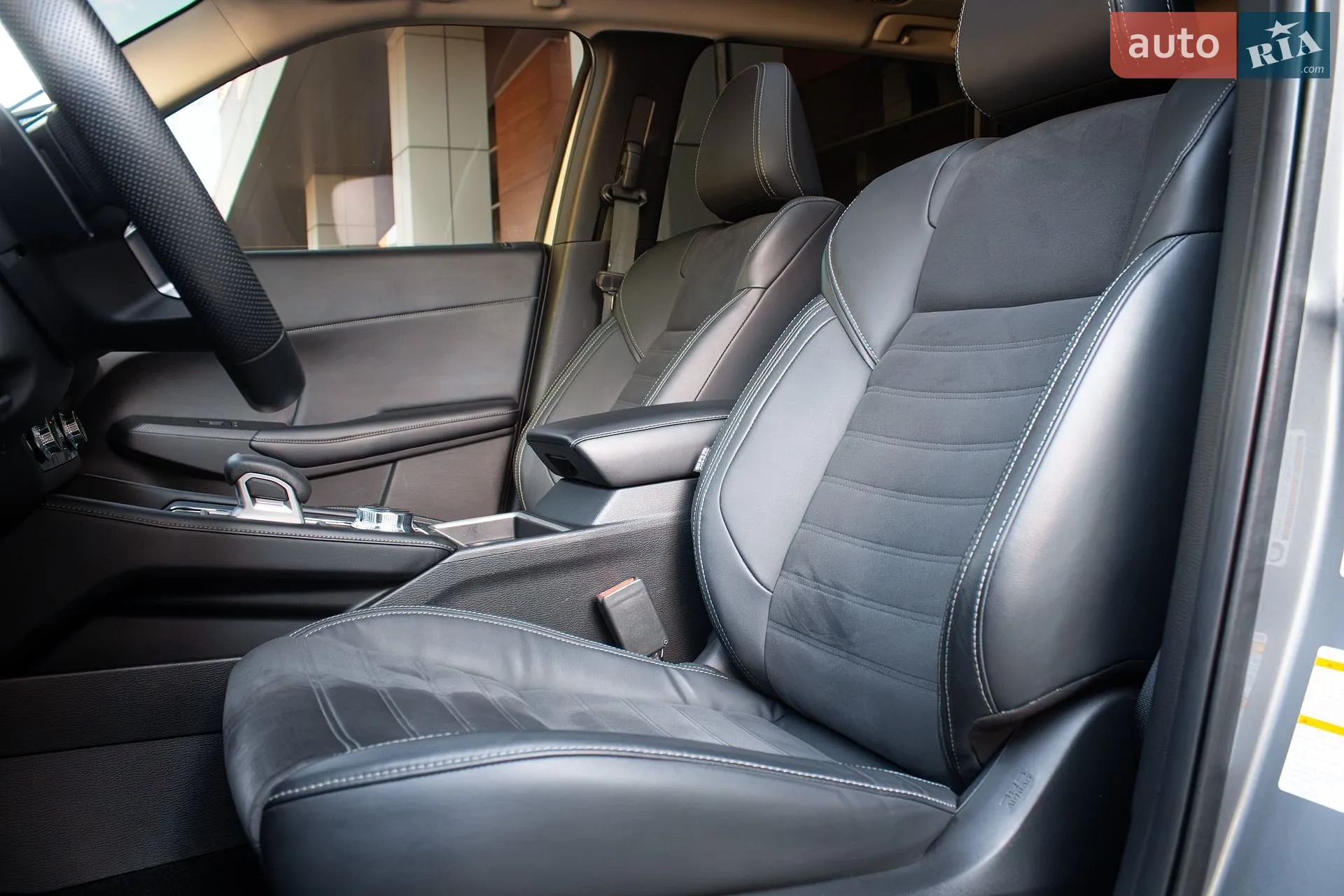 2021 Mitsubishi Outlander - мініатюра 10
