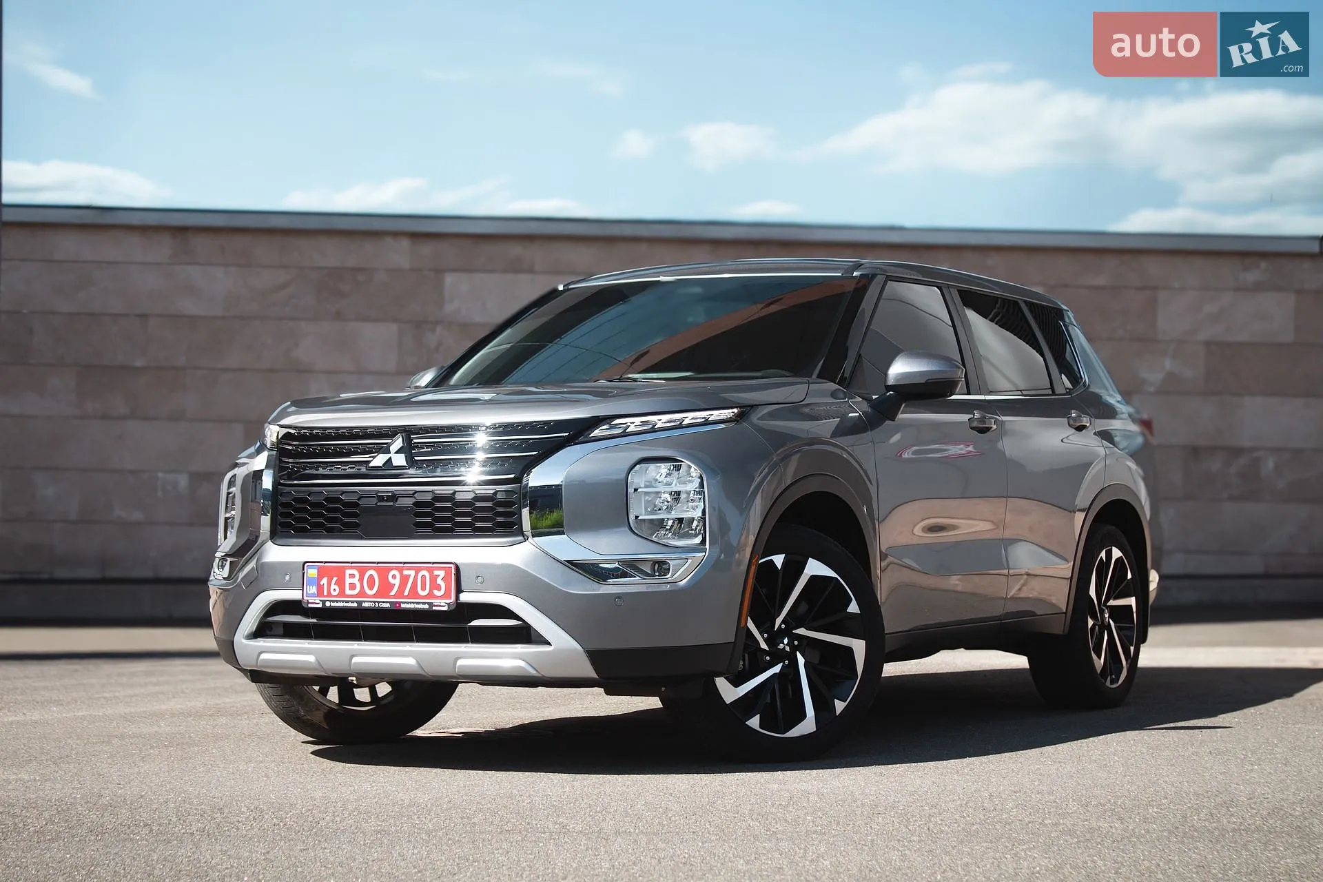 2021 Mitsubishi Outlander - мініатюра 7