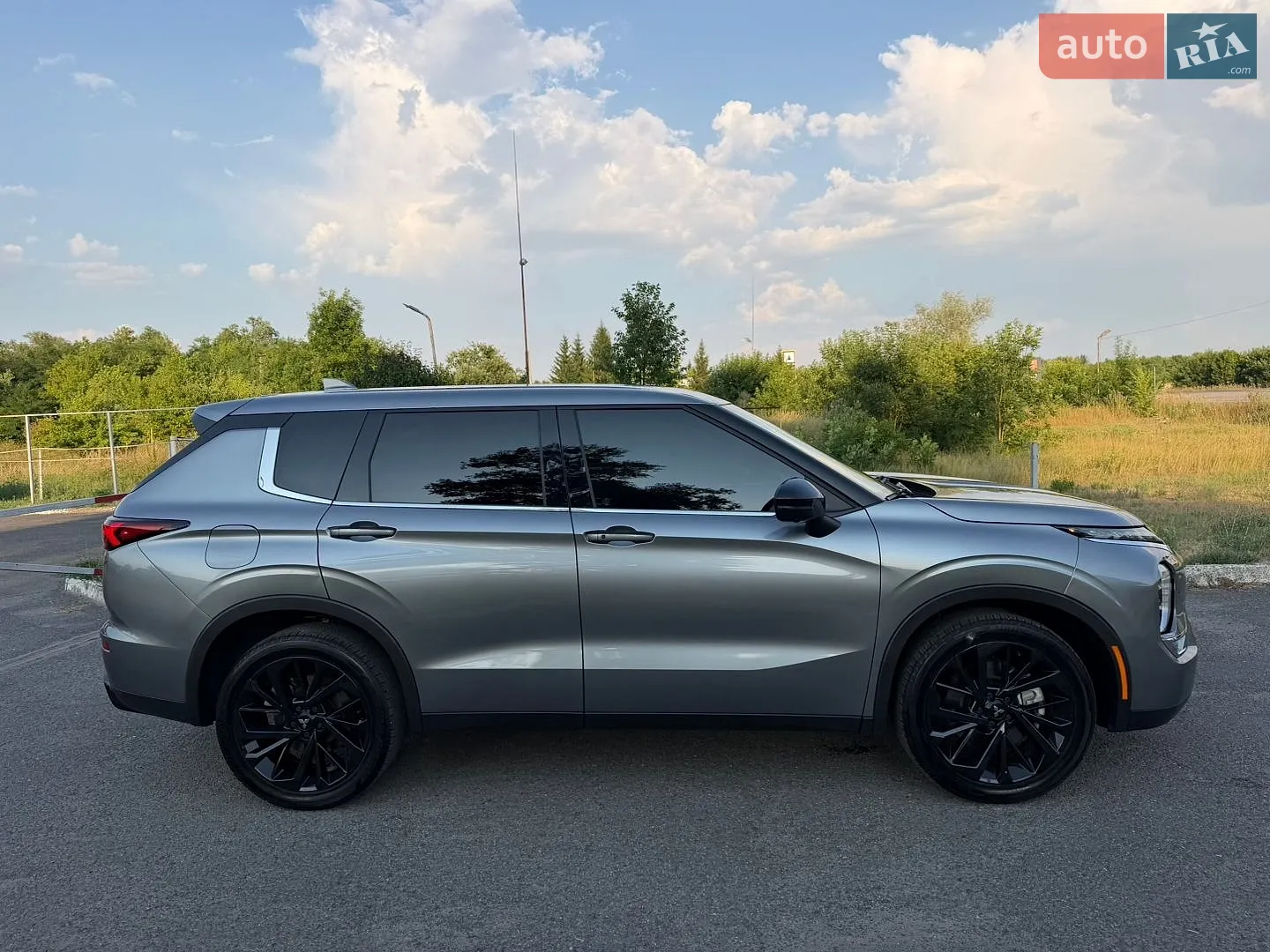 2023 Mitsubishi Outlander - мініатюра 13