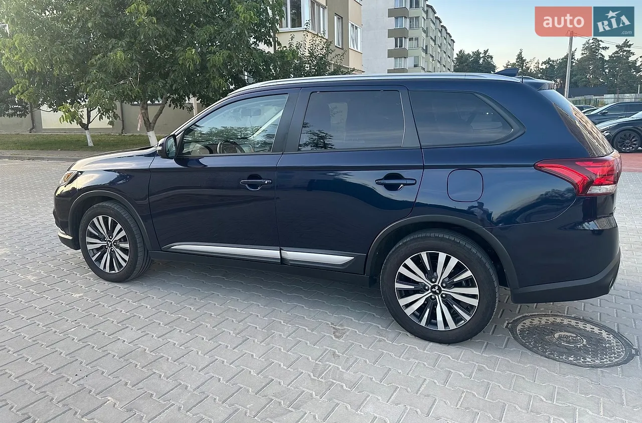 2018 Mitsubishi Outlander - мініатюра 20