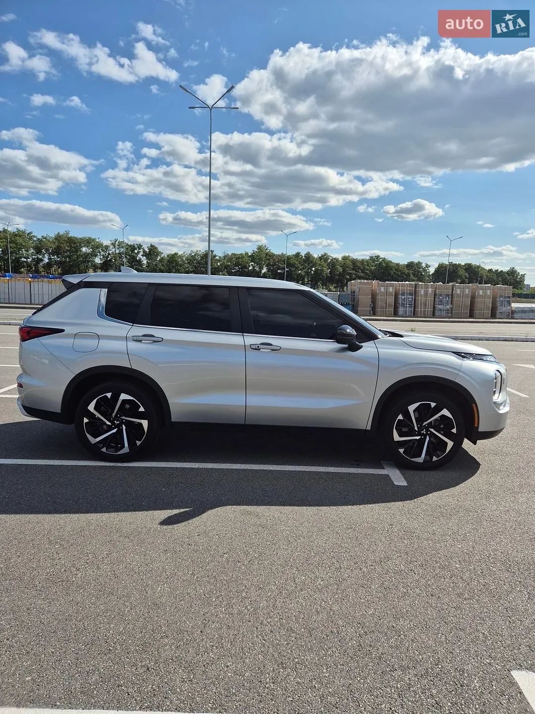 2022 Mitsubishi Outlander - мініатюра 10