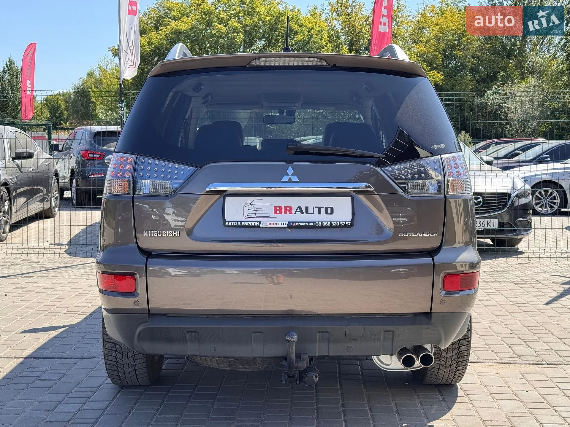 2010 Mitsubishi Outlander - мініатюра 16