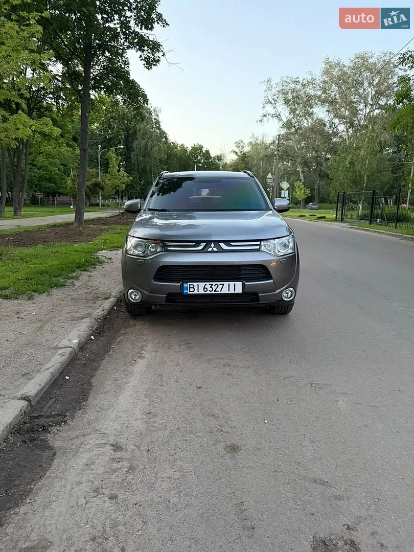 2012 Mitsubishi Outlander - мініатюра 3