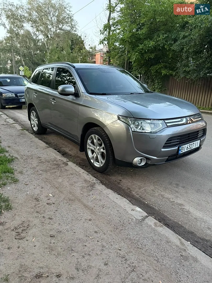 2012 Mitsubishi Outlander - мініатюра 4