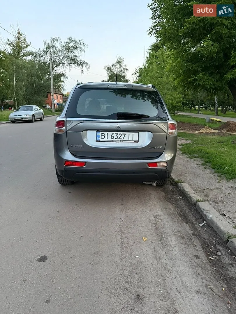 2012 Mitsubishi Outlander - мініатюра 6