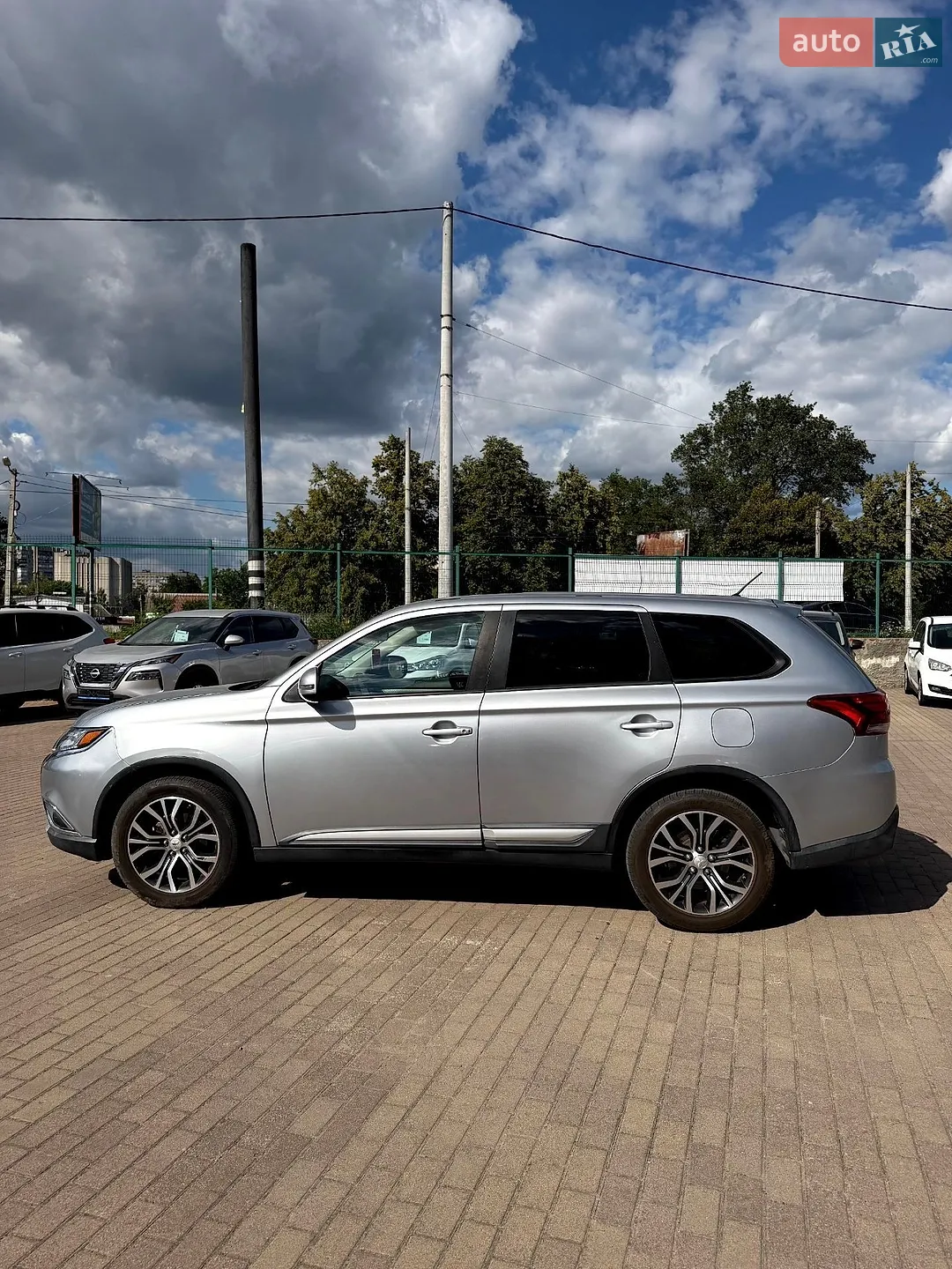 2015 Mitsubishi Outlander - мініатюра 5