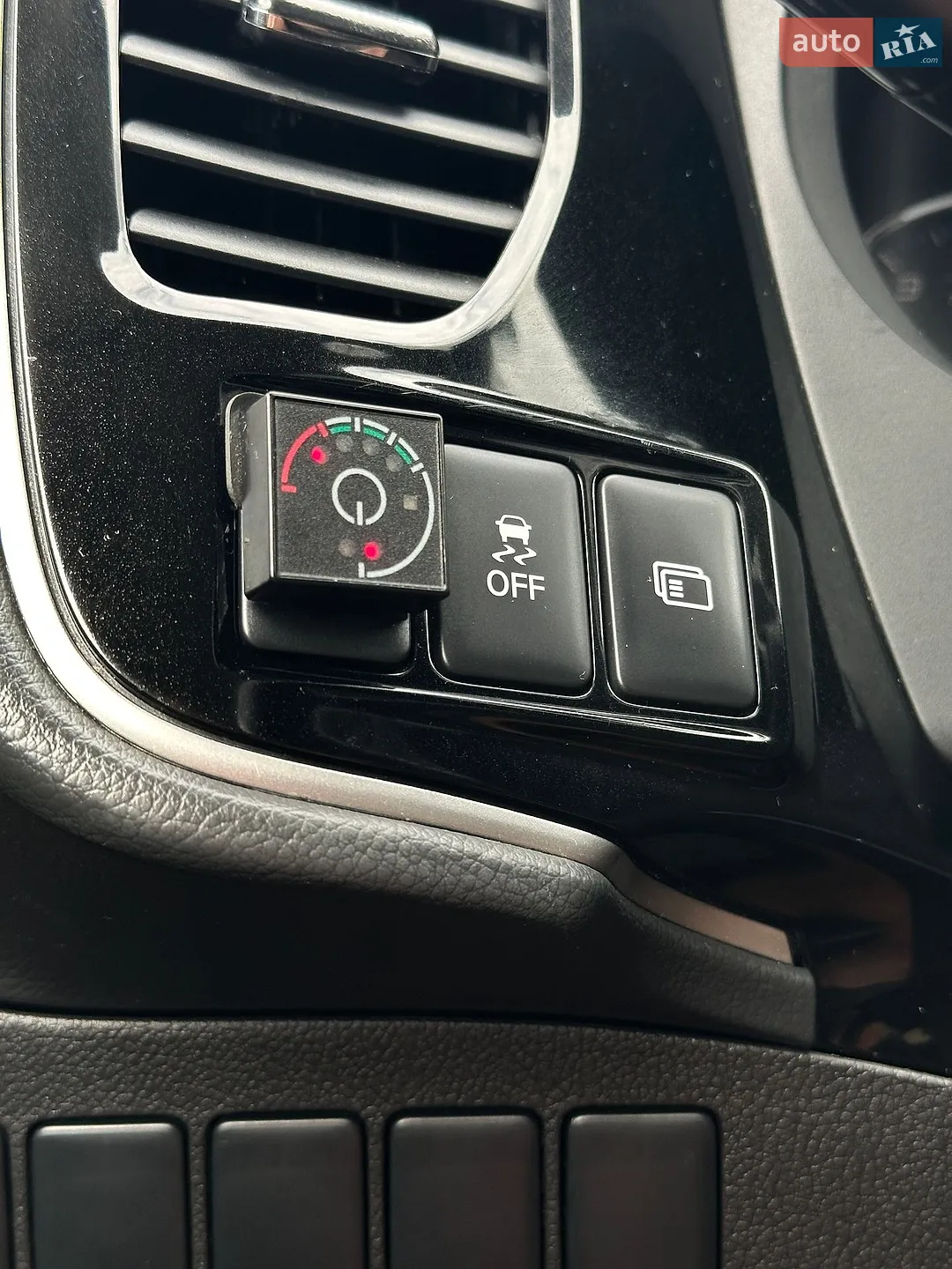 2017 Mitsubishi Outlander - мініатюра 24