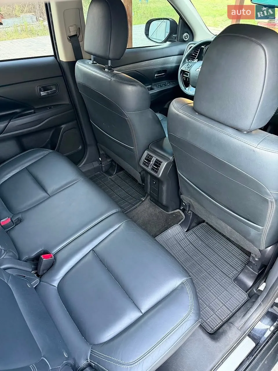 2018 Mitsubishi Outlander - мініатюра 10