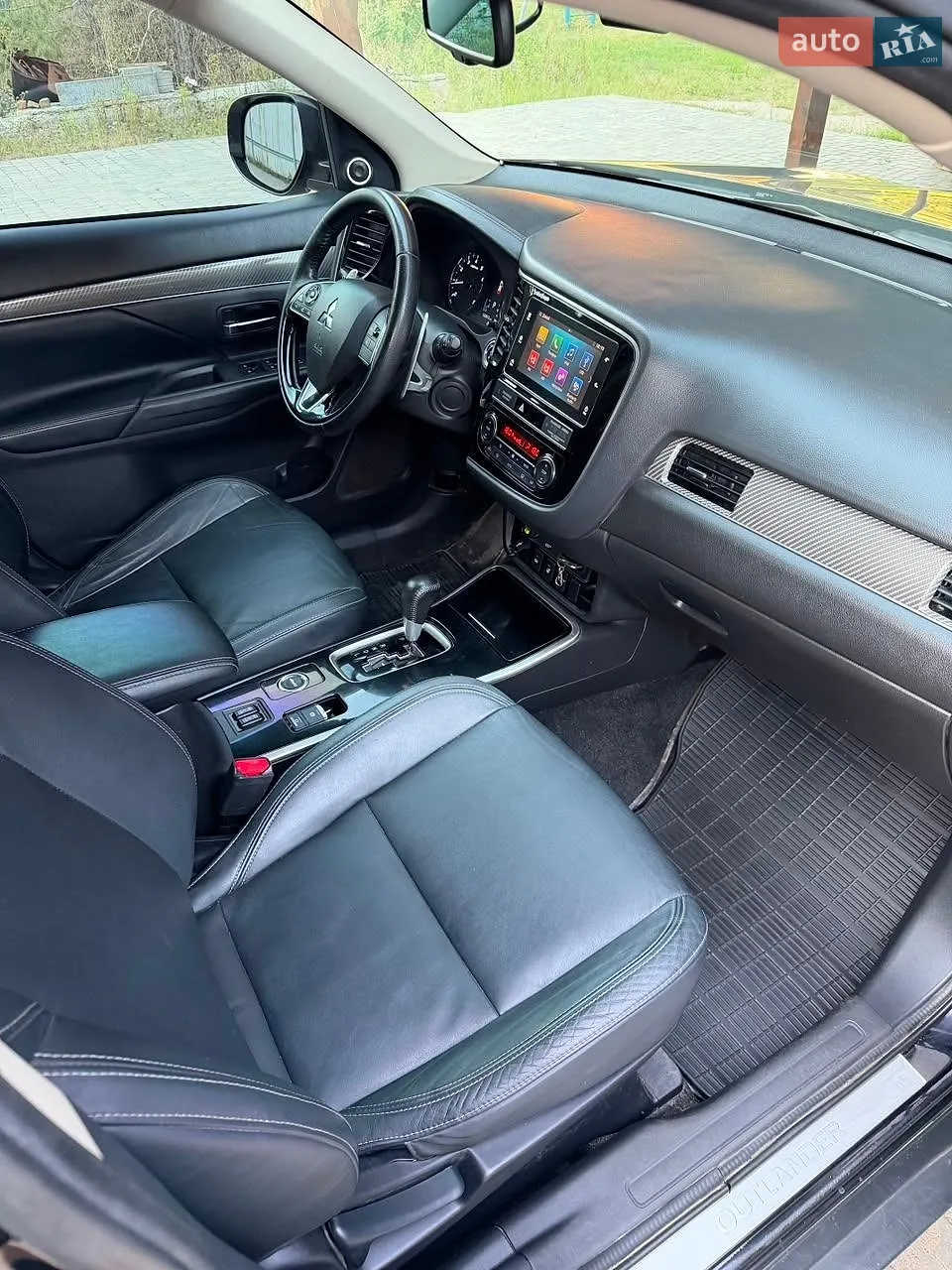 2018 Mitsubishi Outlander - мініатюра 9