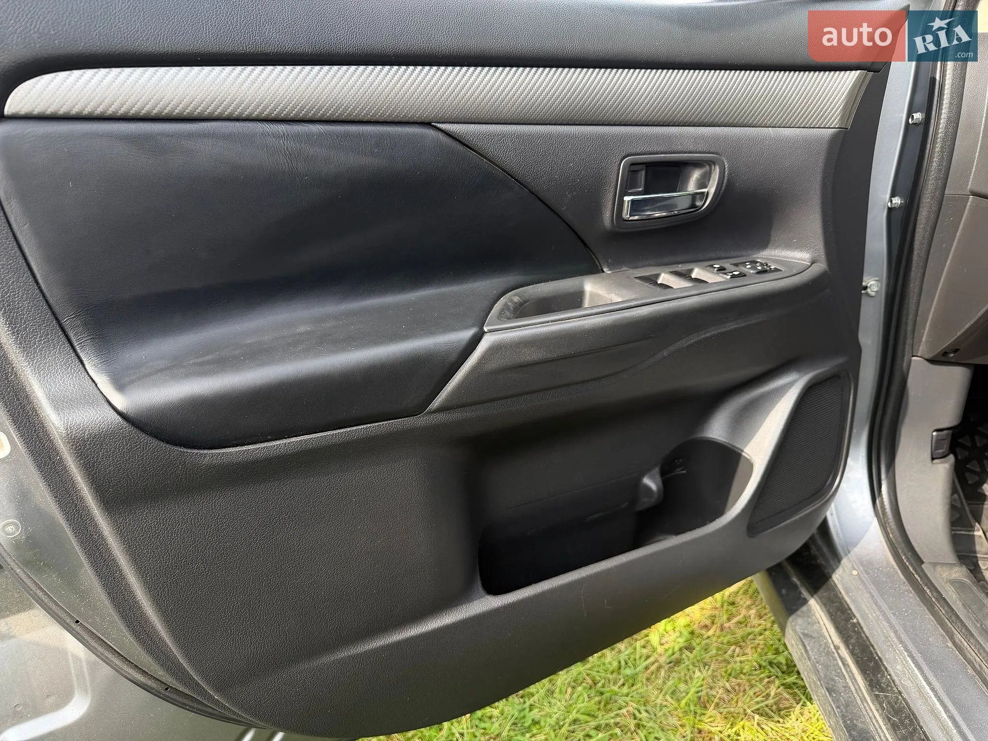 2013 Mitsubishi Outlander - мініатюра 30