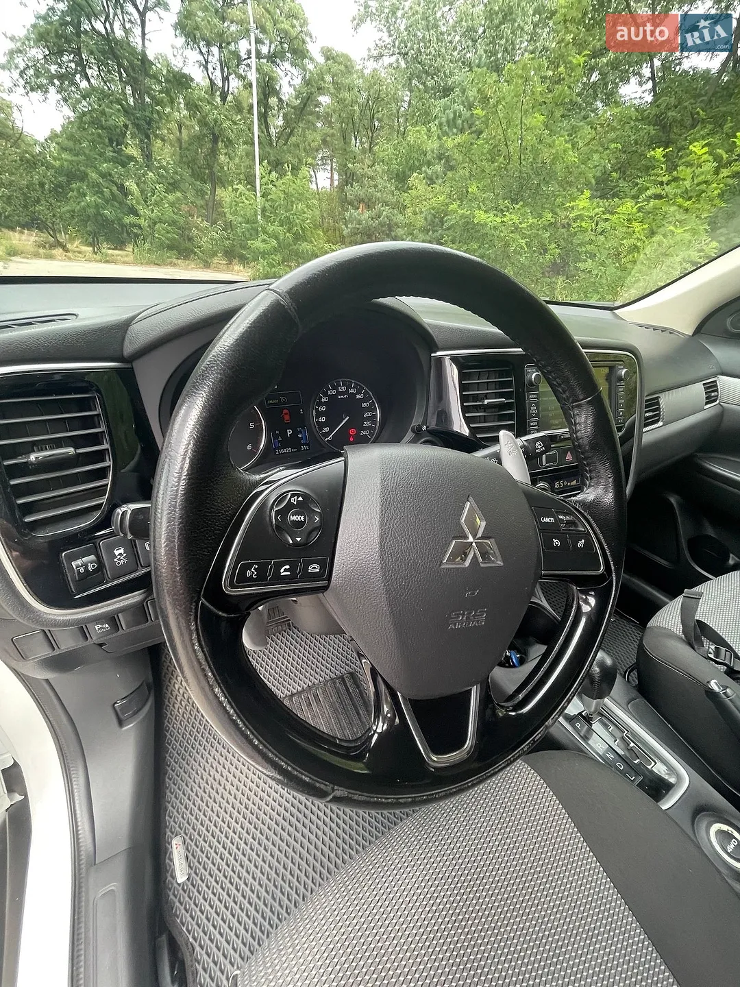 2016 Mitsubishi Outlander - мініатюра 20