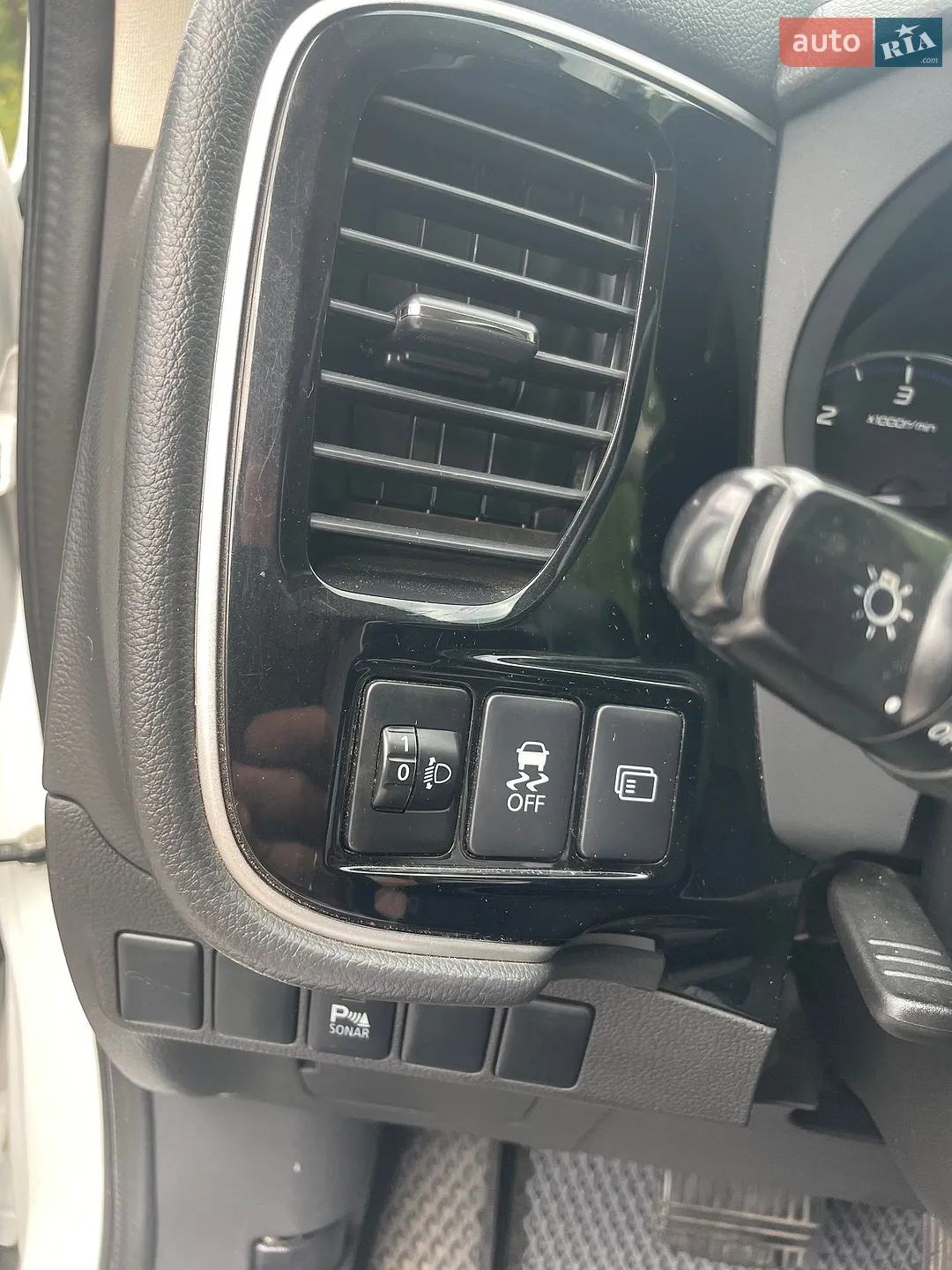 2016 Mitsubishi Outlander - мініатюра 11
