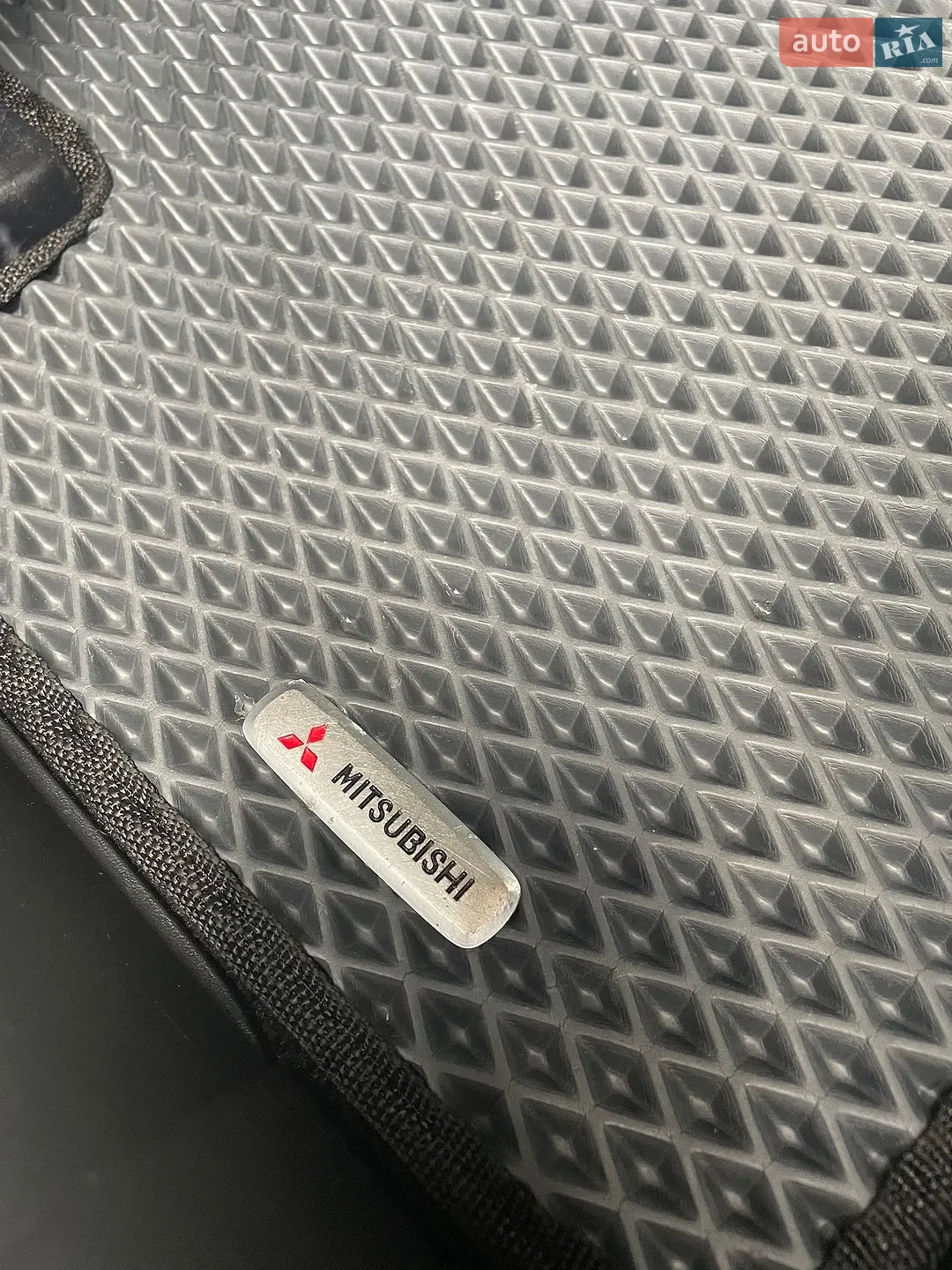 2016 Mitsubishi Outlander - мініатюра 18