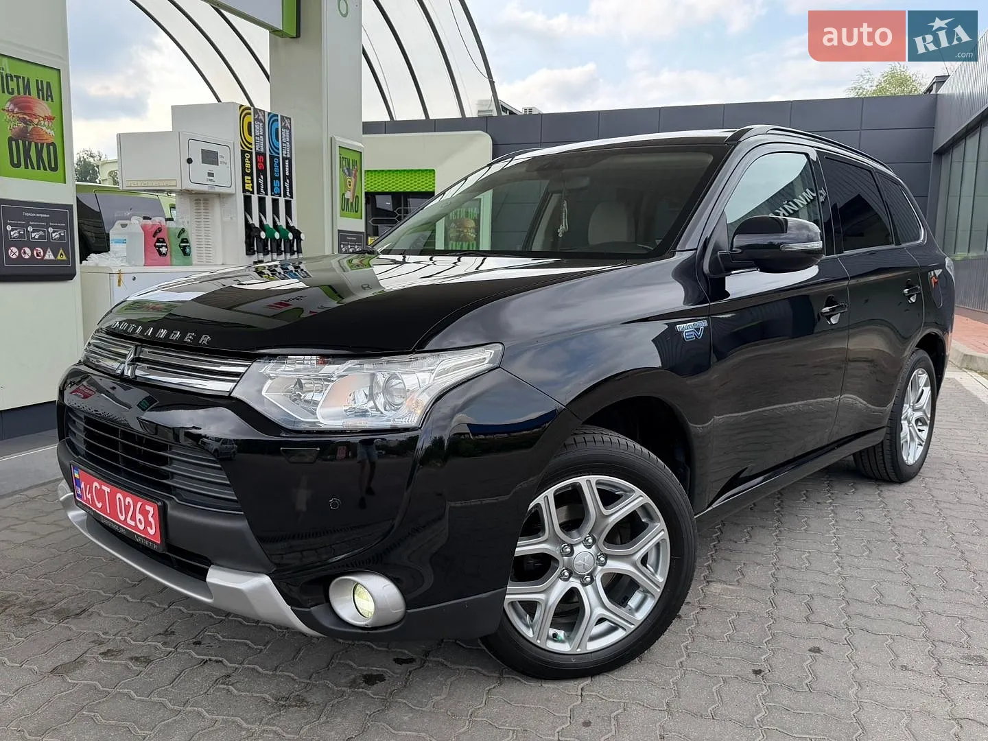 2014 Mitsubishi Outlander - мініатюра 29