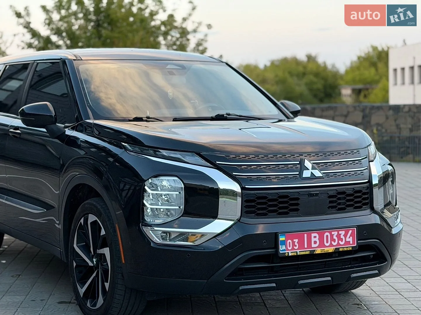 2022 Mitsubishi Outlander - мініатюра 9