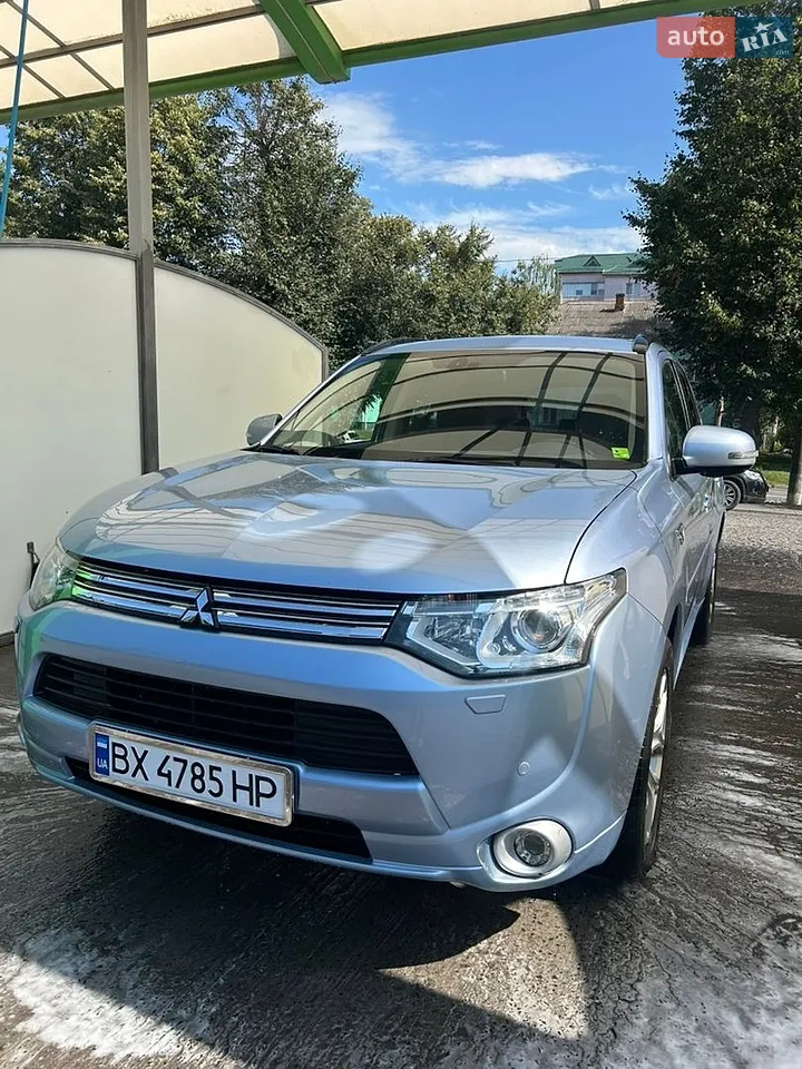 2014 Mitsubishi Outlander - мініатюра 21