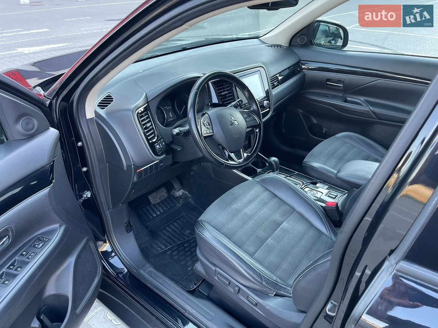 2019 Mitsubishi Outlander - мініатюра 25
