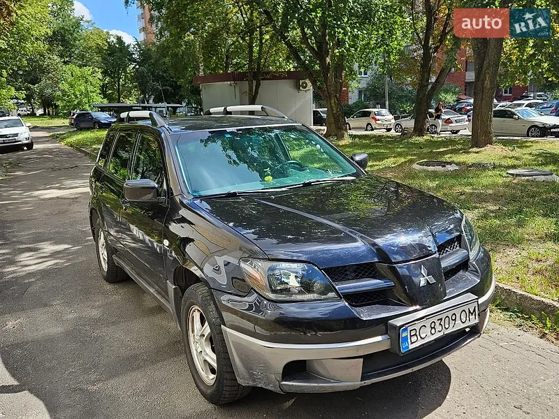 Mitsubishi Outlander
