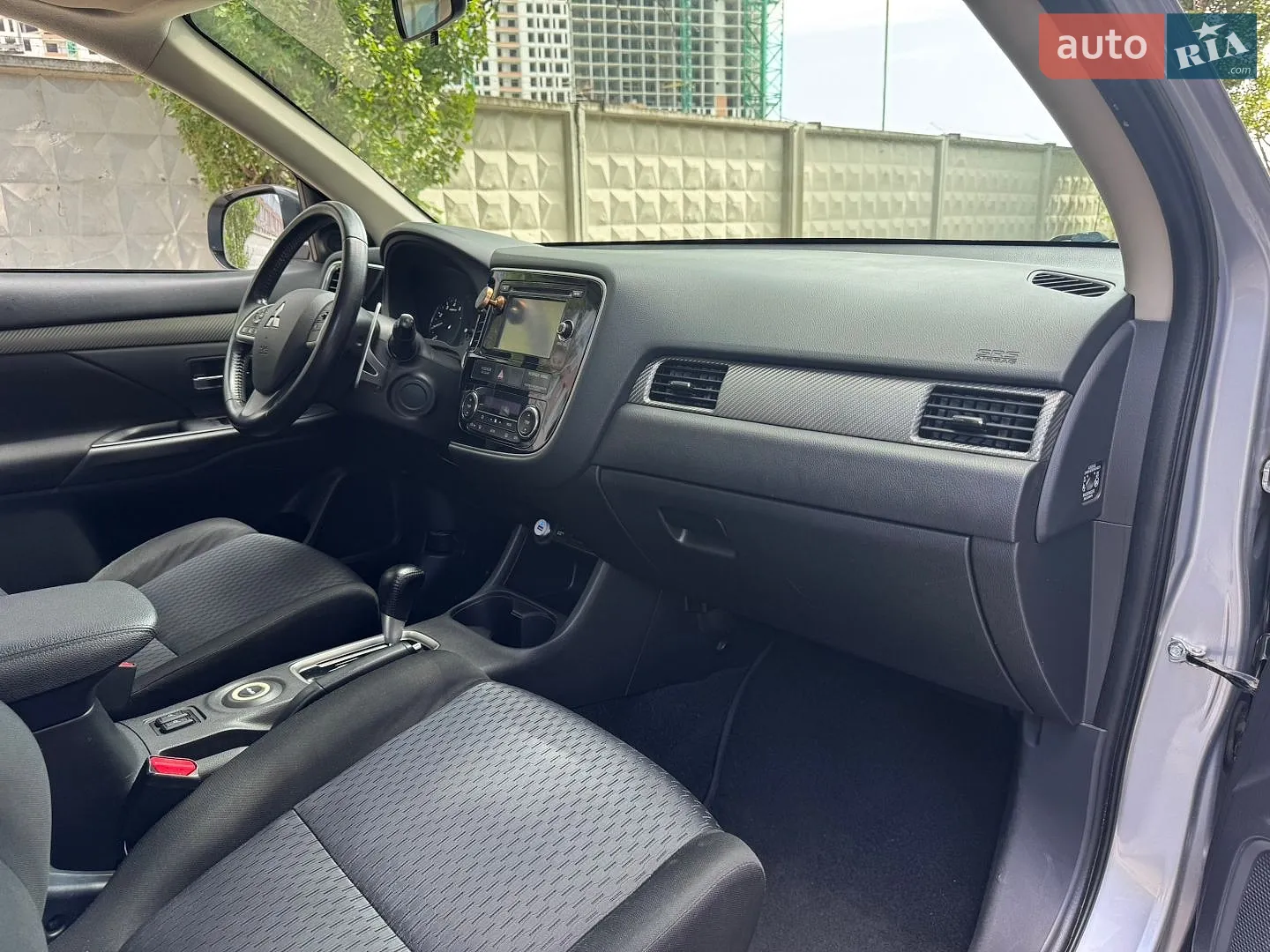 2013 Mitsubishi Outlander - мініатюра 16