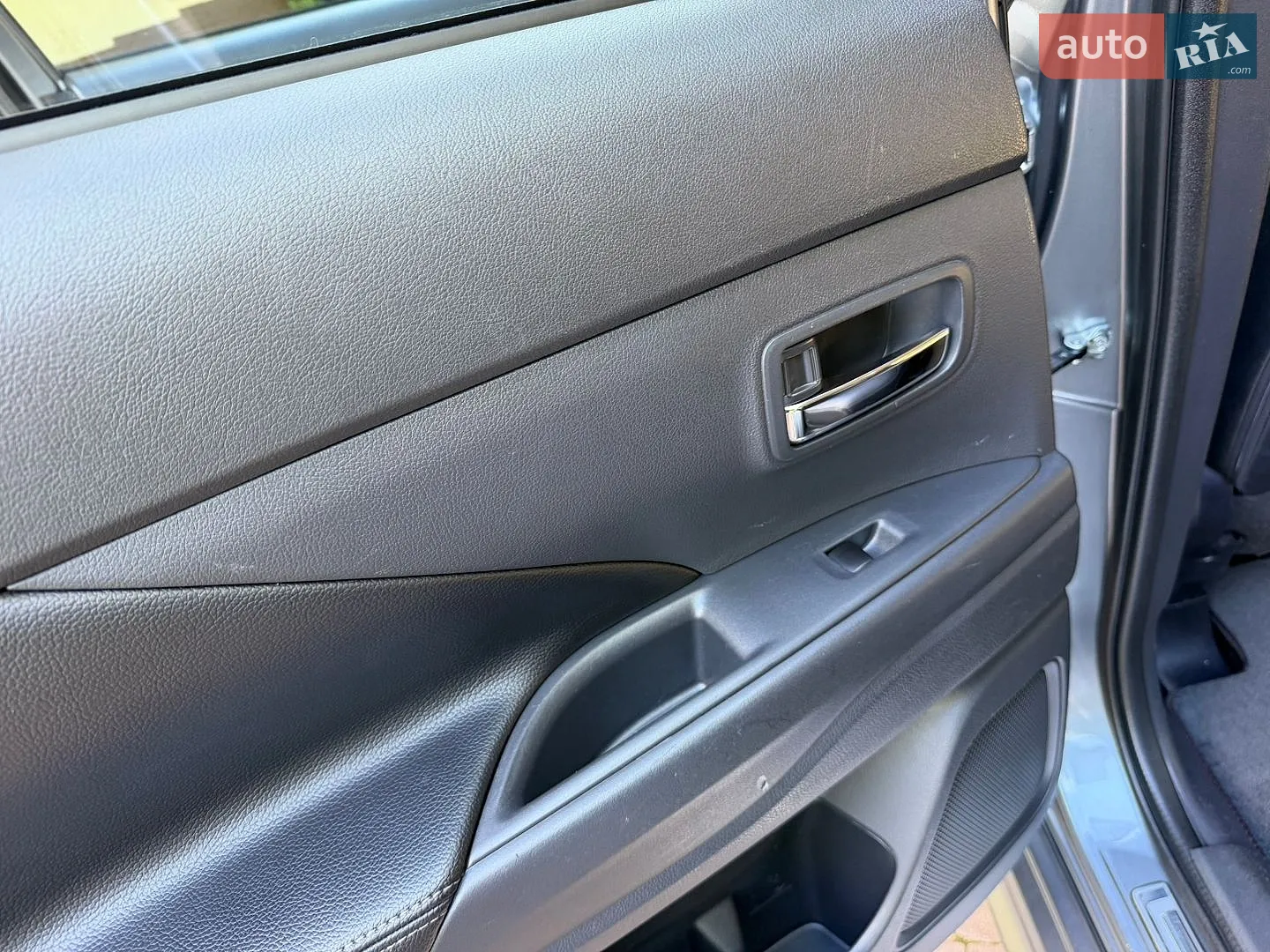 2014 Mitsubishi Outlander - мініатюра 100