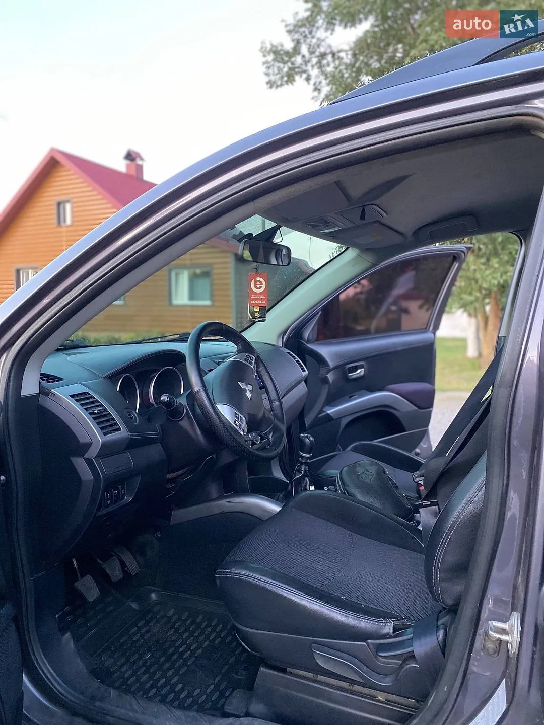 2011 Mitsubishi Outlander - мініатюра 5