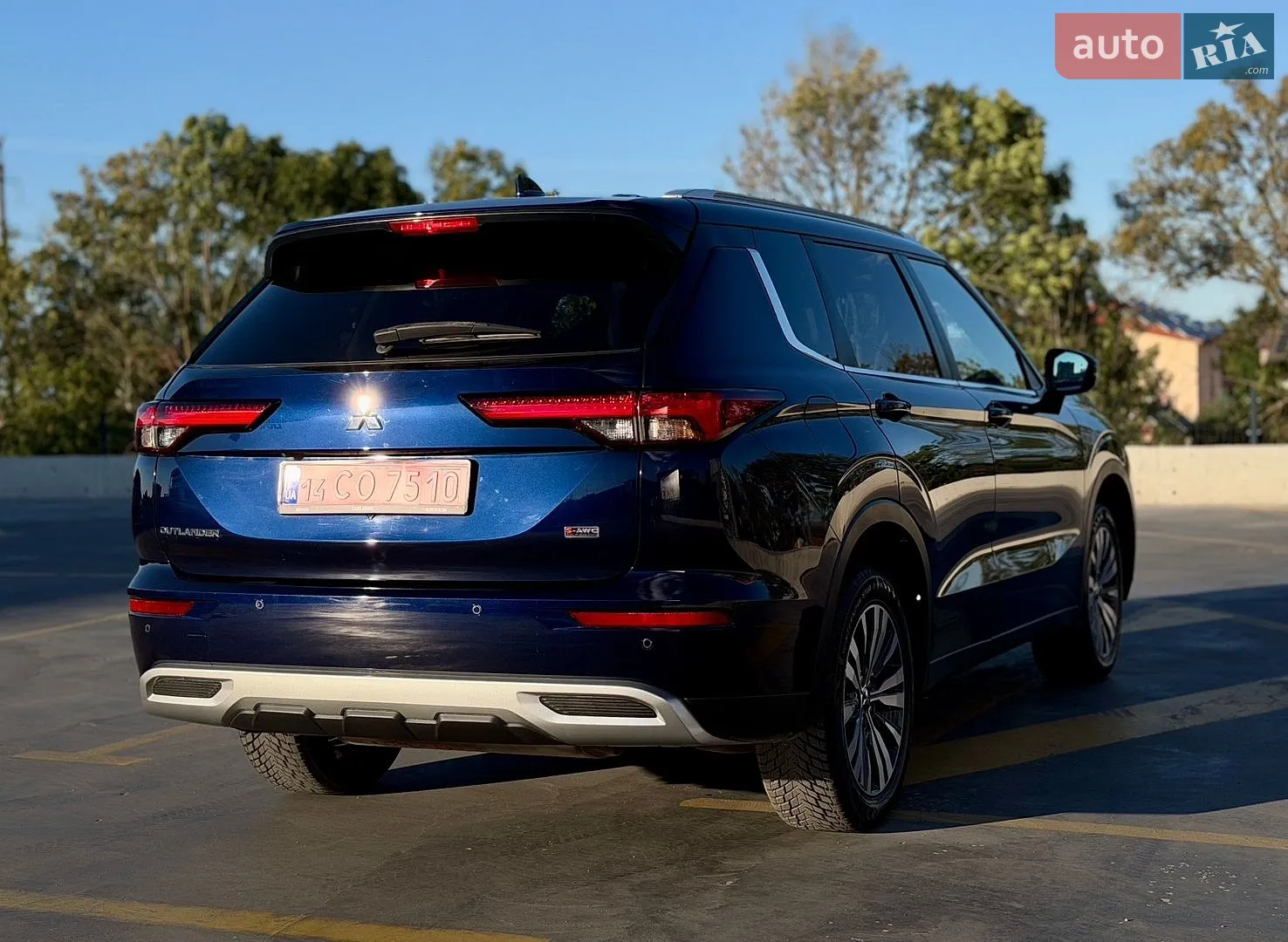 2022 Mitsubishi Outlander - мініатюра 13