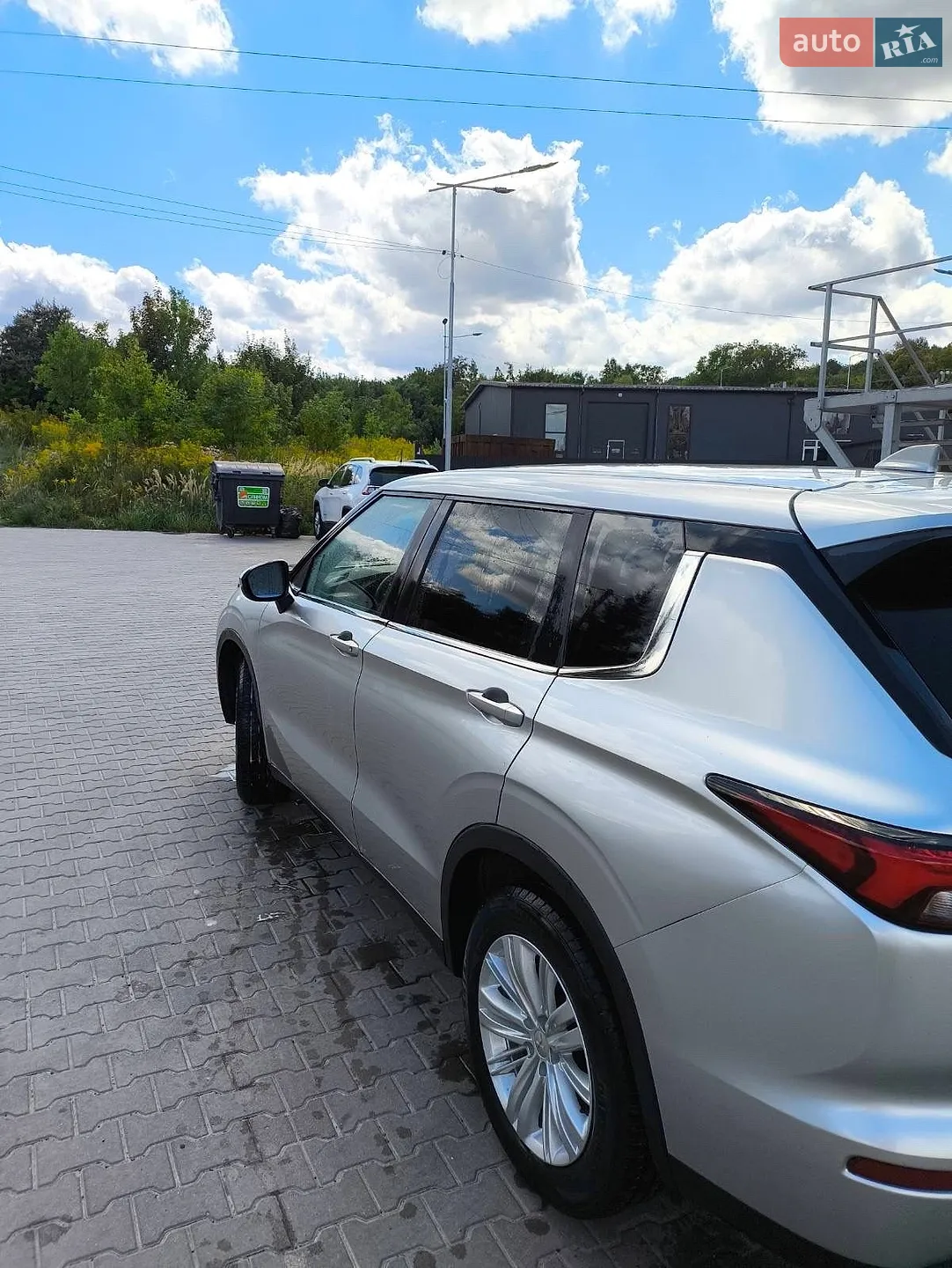 2021 Mitsubishi Outlander - мініатюра 14