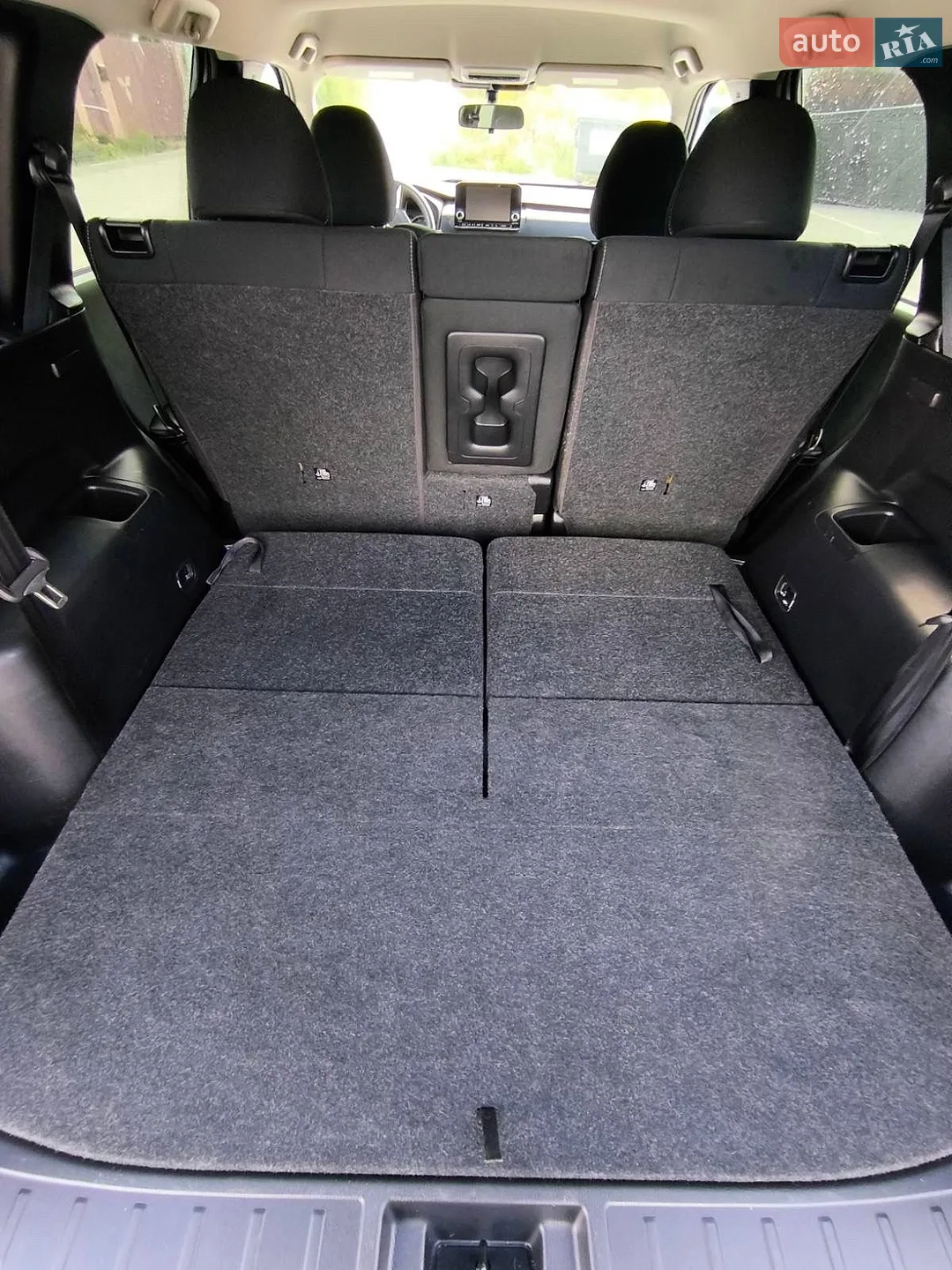 2021 Mitsubishi Outlander - мініатюра 26