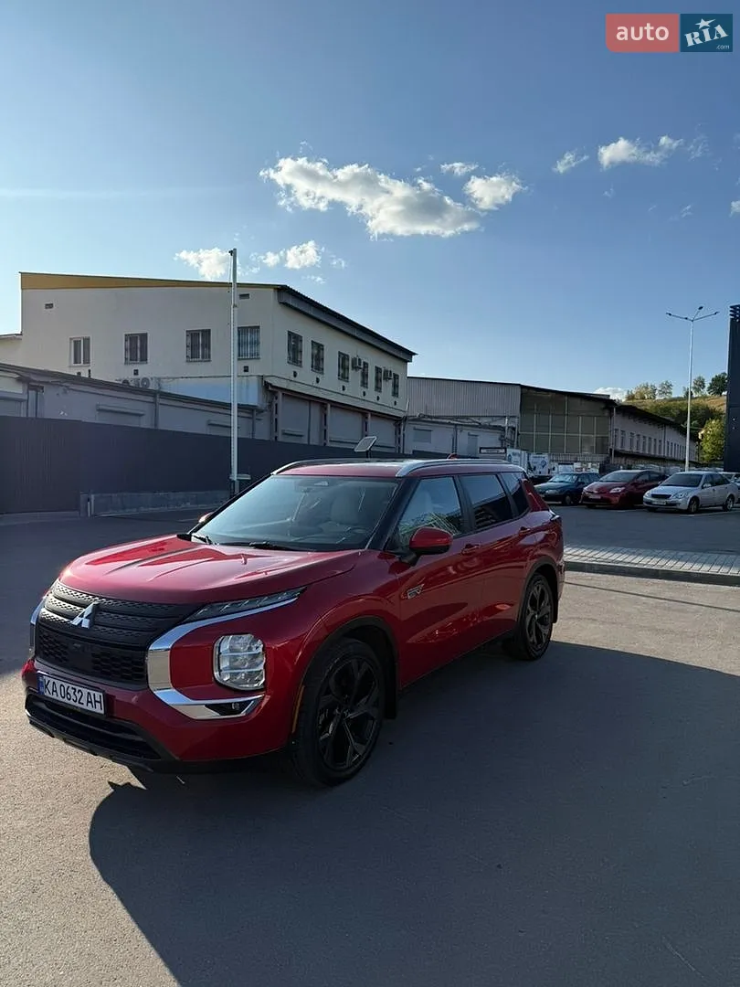 2022 Mitsubishi Outlander - мініатюра 17