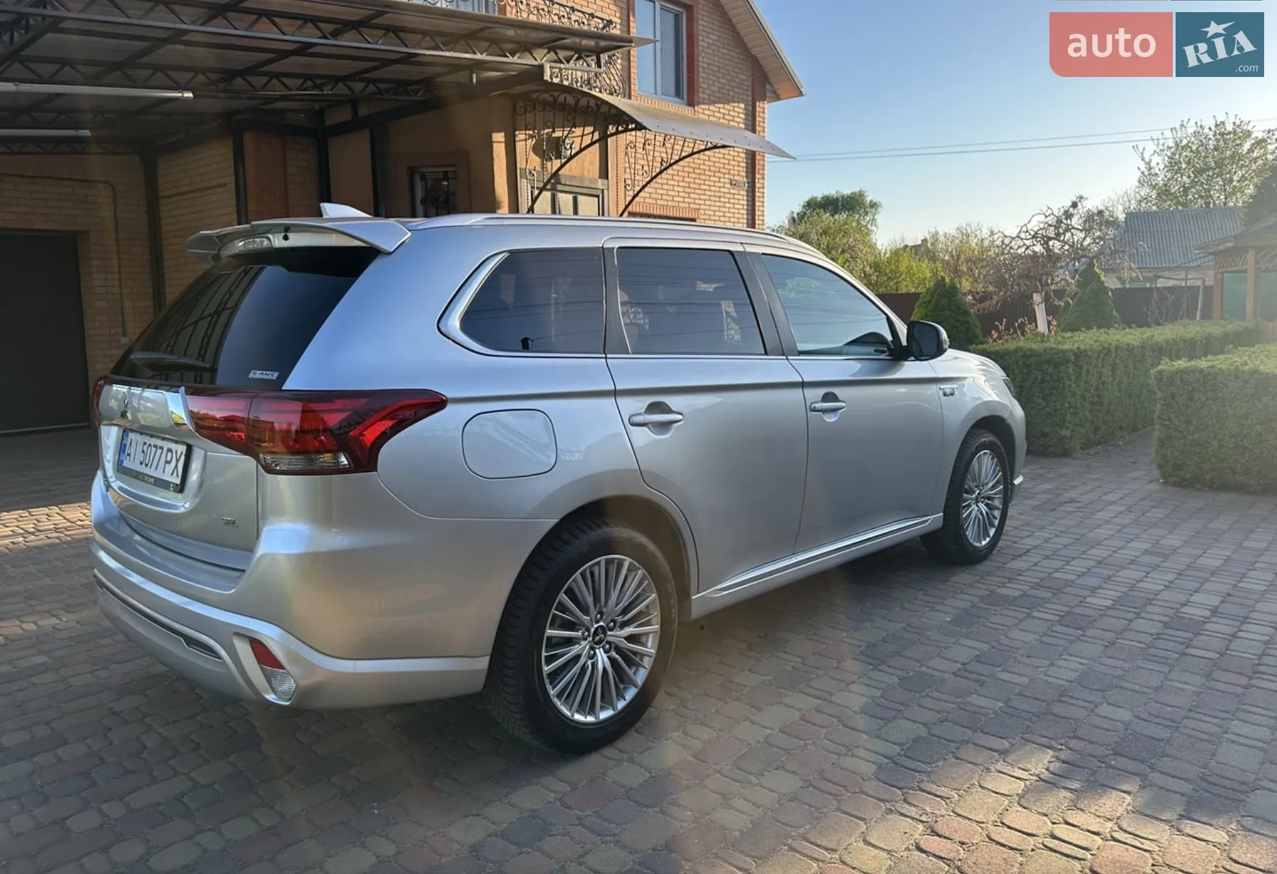 2022 Mitsubishi Outlander - мініатюра 8