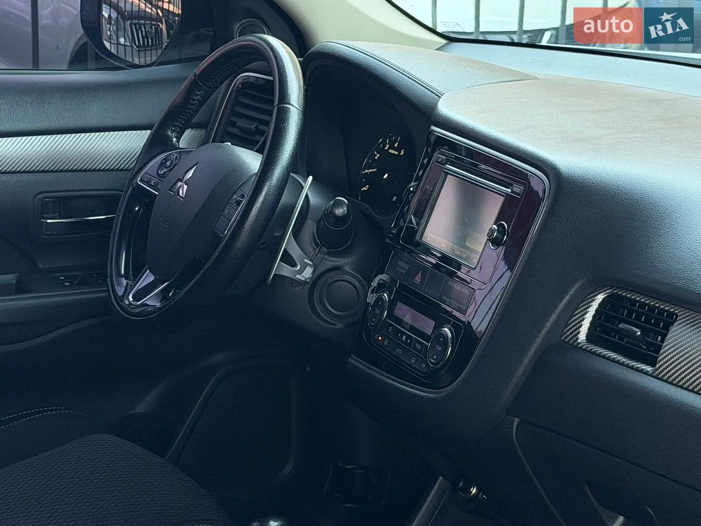 2016 Mitsubishi Outlander - мініатюра 10