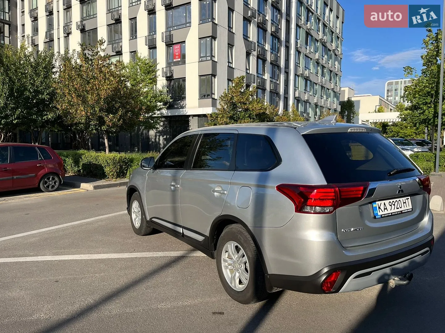 2021 Mitsubishi Outlander - мініатюра 12