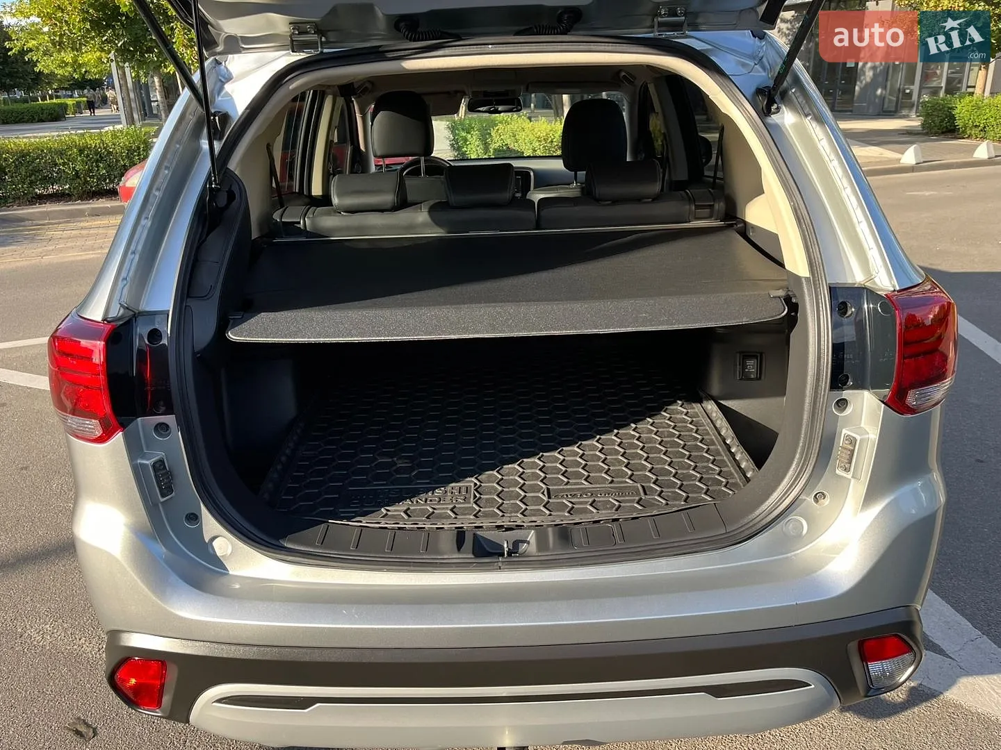 2021 Mitsubishi Outlander - мініатюра 19