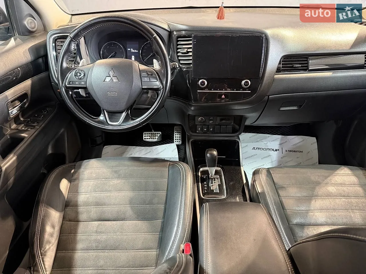 2021 Mitsubishi Outlander - мініатюра 18