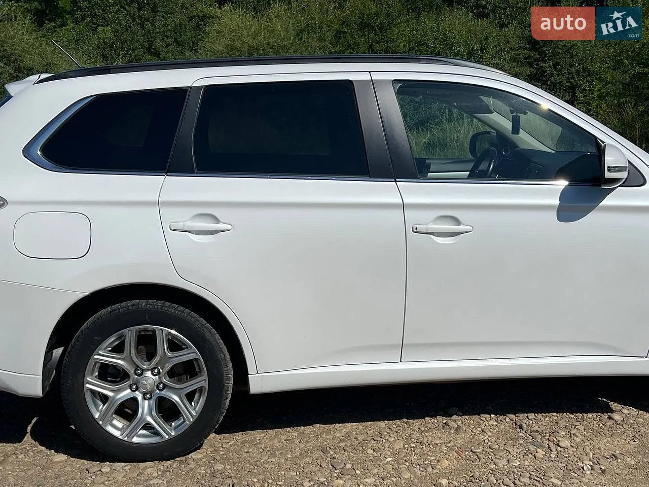 2014 Mitsubishi Outlander - мініатюра 4