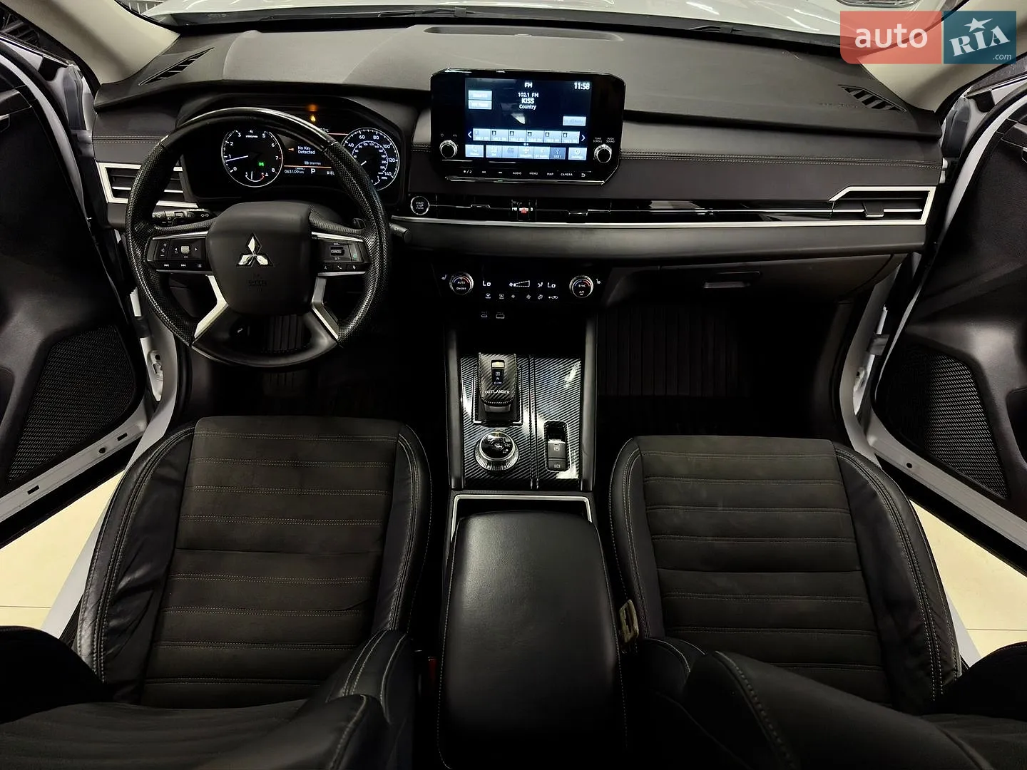 2022 Mitsubishi Outlander - мініатюра 18