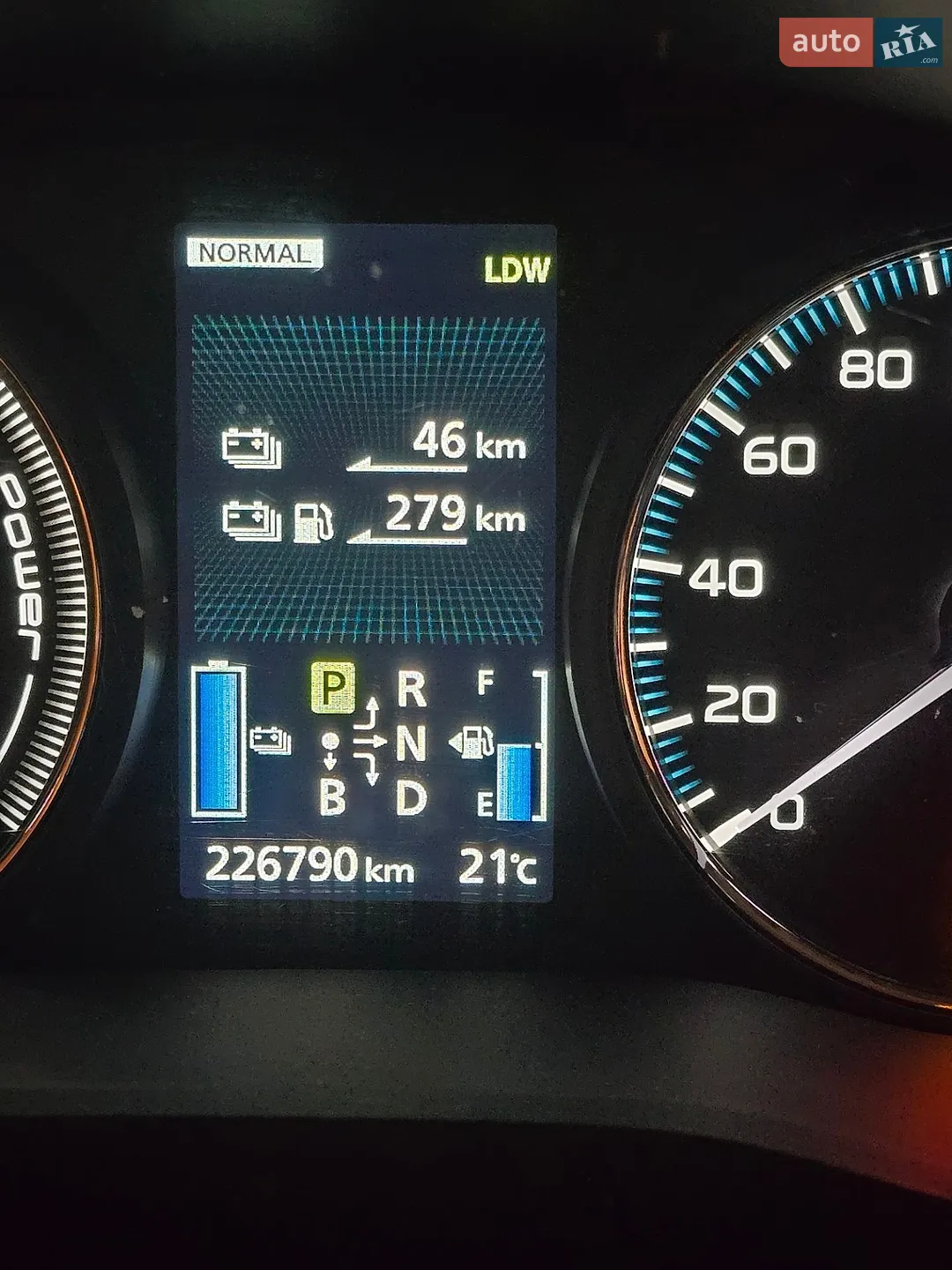 2014 Mitsubishi Outlander - мініатюра 13