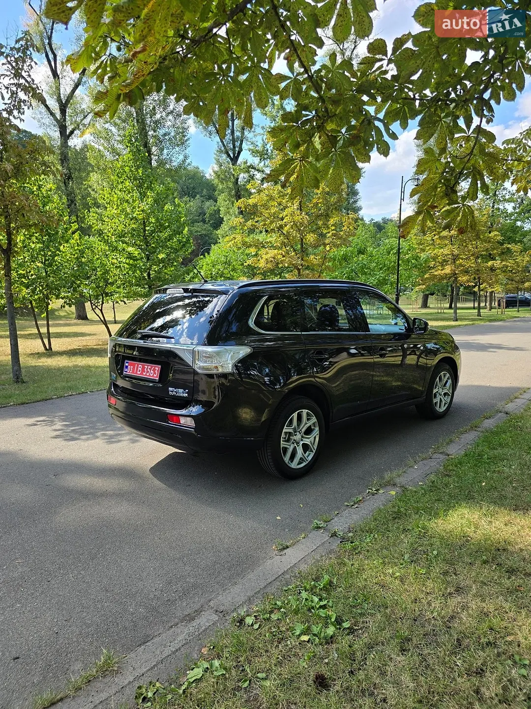 2014 Mitsubishi Outlander - мініатюра 39