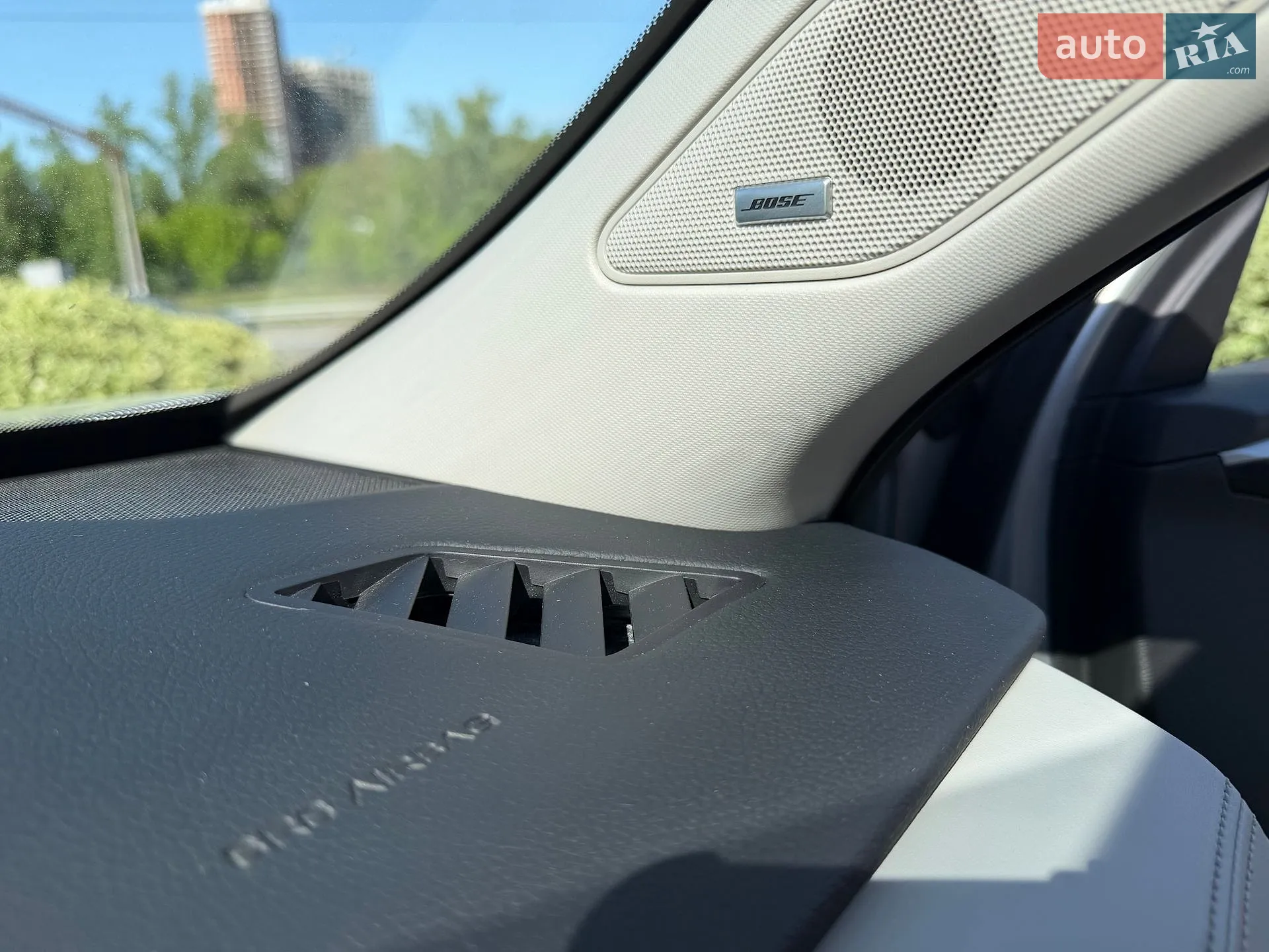 2022 Mitsubishi Outlander - мініатюра 29
