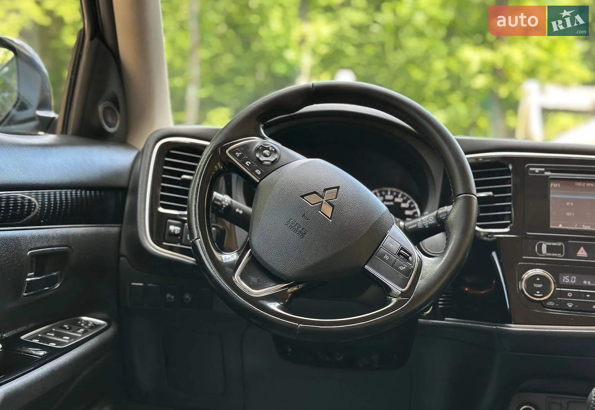 2016 Mitsubishi Outlander - мініатюра 69
