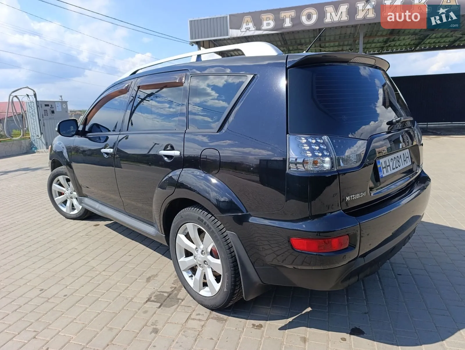 2010 Mitsubishi Outlander - мініатюра 9