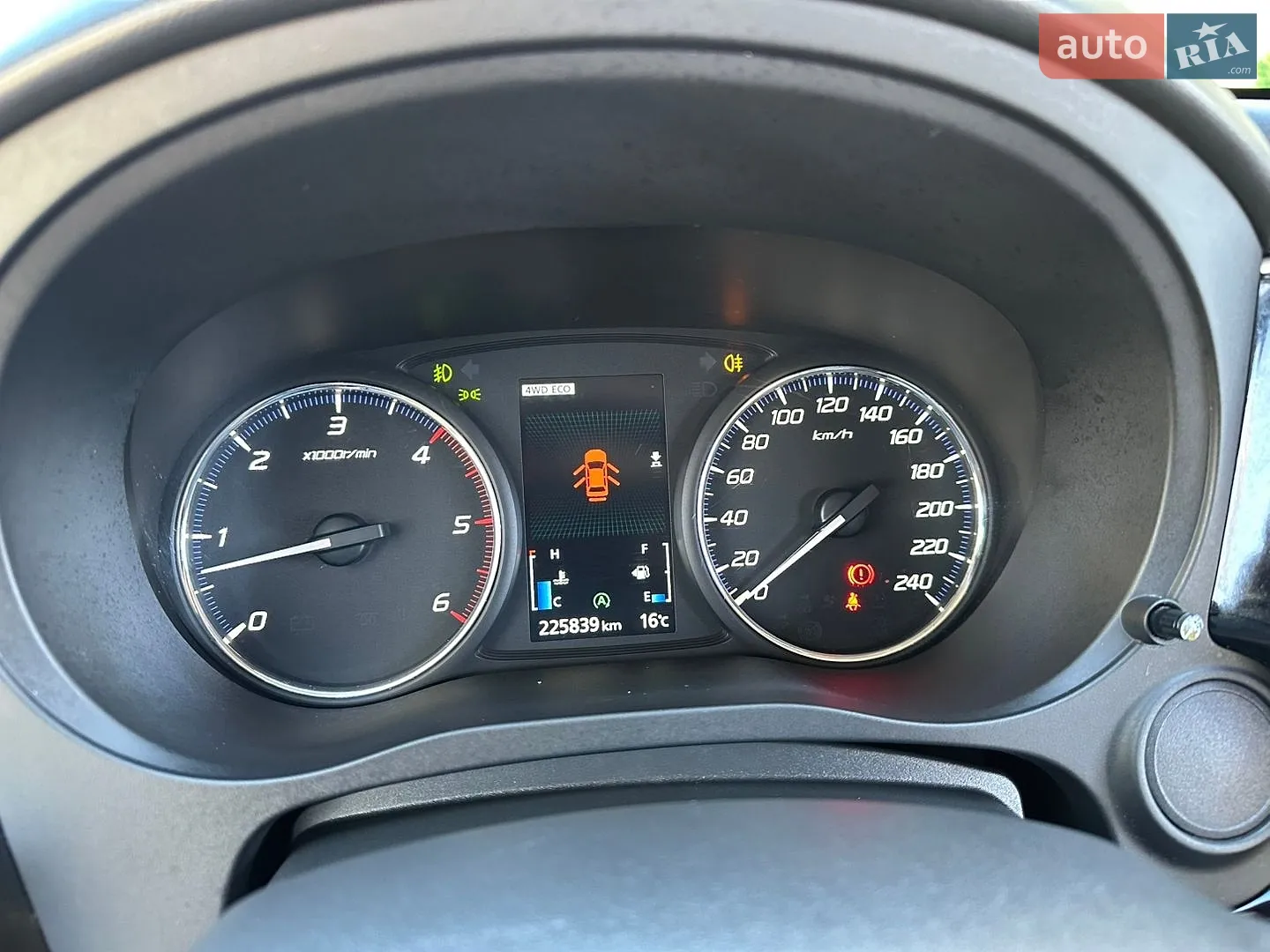 2014 Mitsubishi Outlander - мініатюра 56
