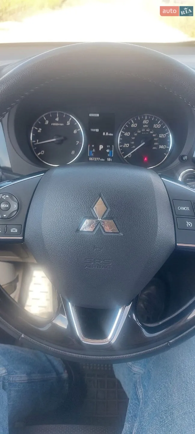 2018 Mitsubishi Outlander - мініатюра 15