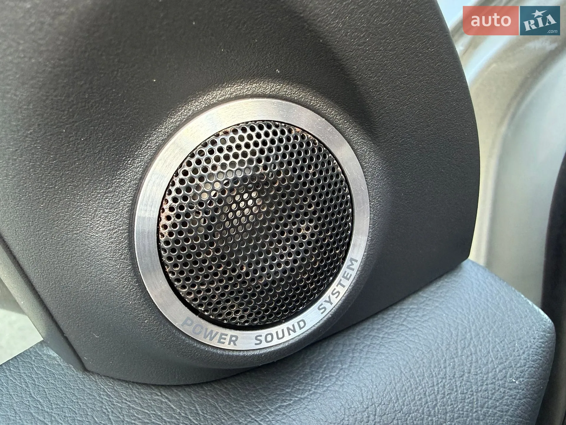 2020 Mitsubishi Outlander - мініатюра 29