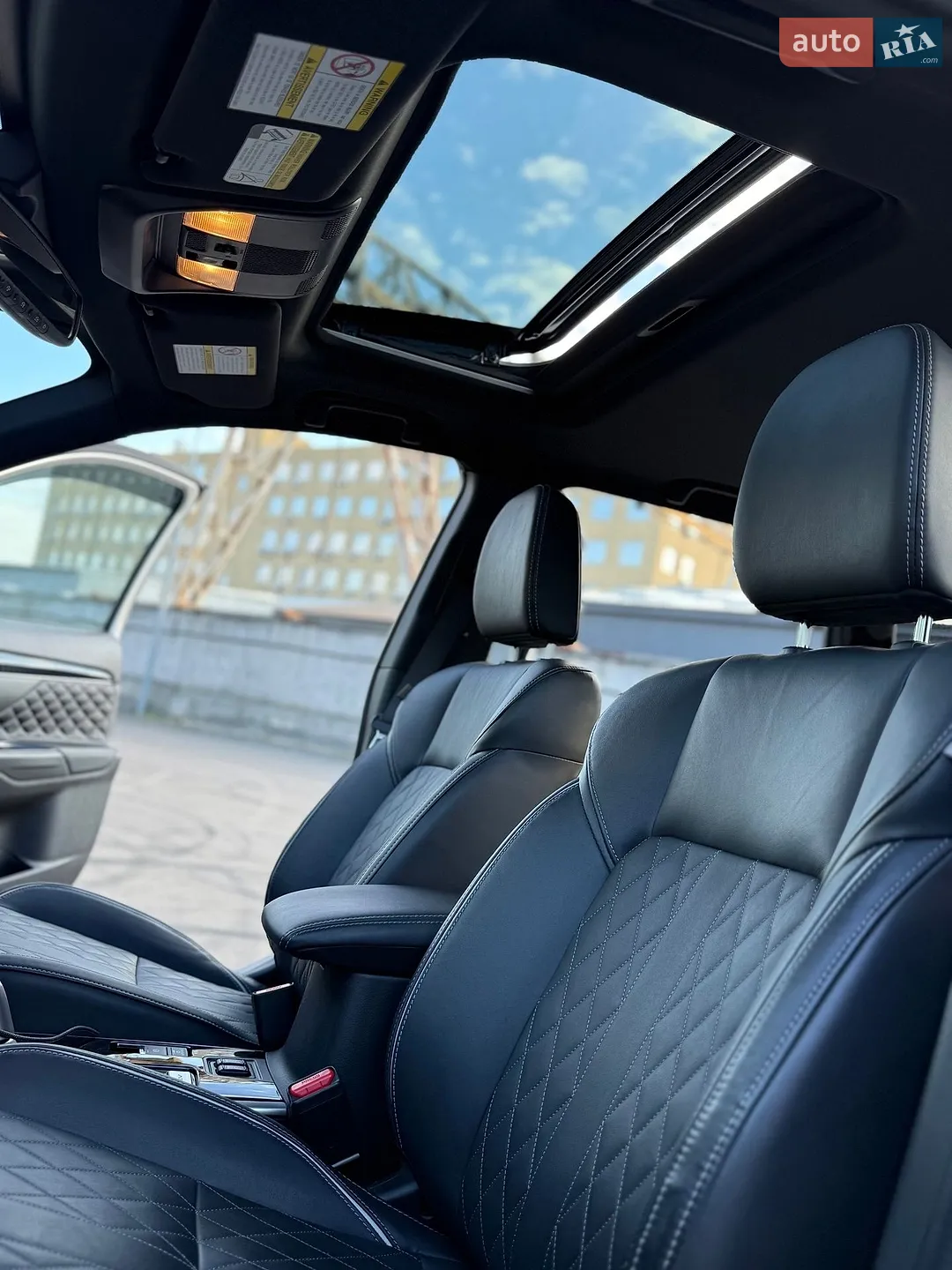 2020 Mitsubishi Outlander - мініатюра 39